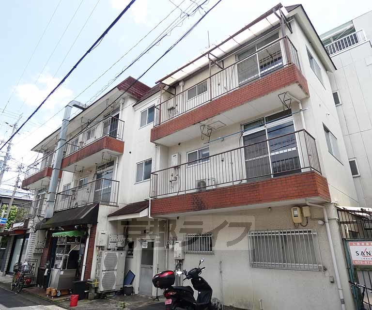 建物外観　閑静な住宅街です。