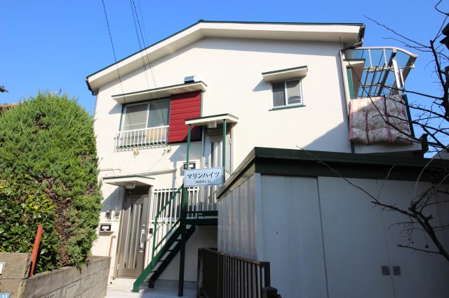 建物外観　設備充実の単身向けアパートです