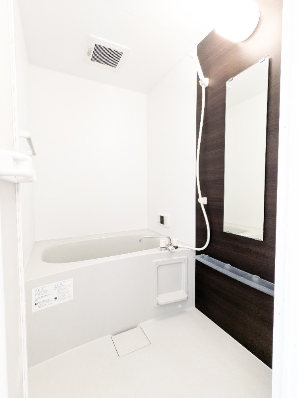 バス・シャワールーム　図面と現状に相違がある場合には現状を優先