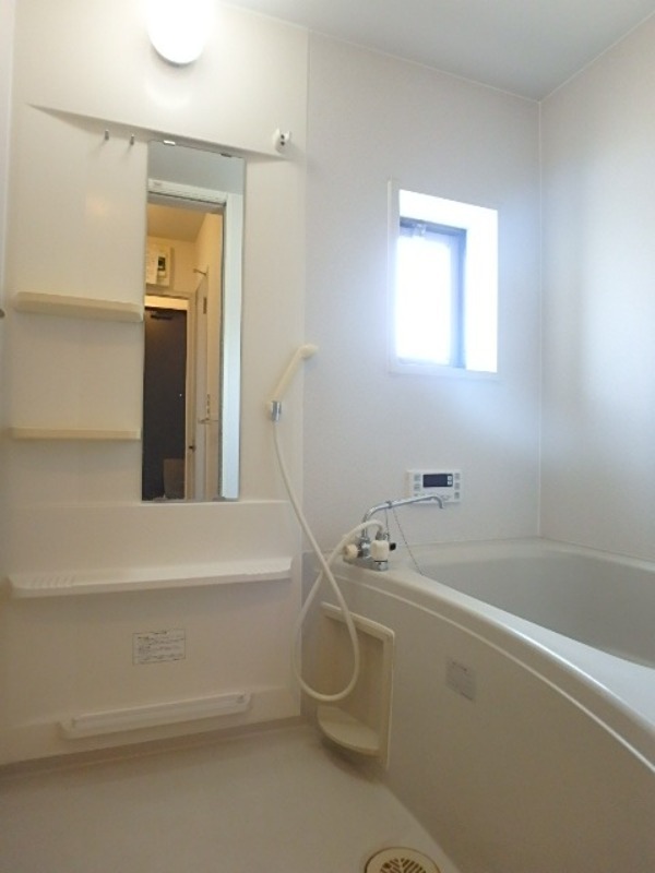 バス・シャワールーム　図面と現状に相違がある場合には現状を優先