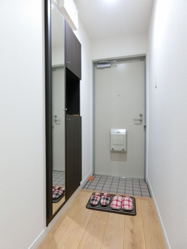 玄関　図面と現状に相違がある場合には現状を優先