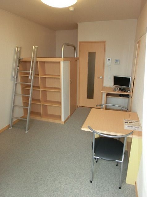 居室・リビング　明るいお部屋です