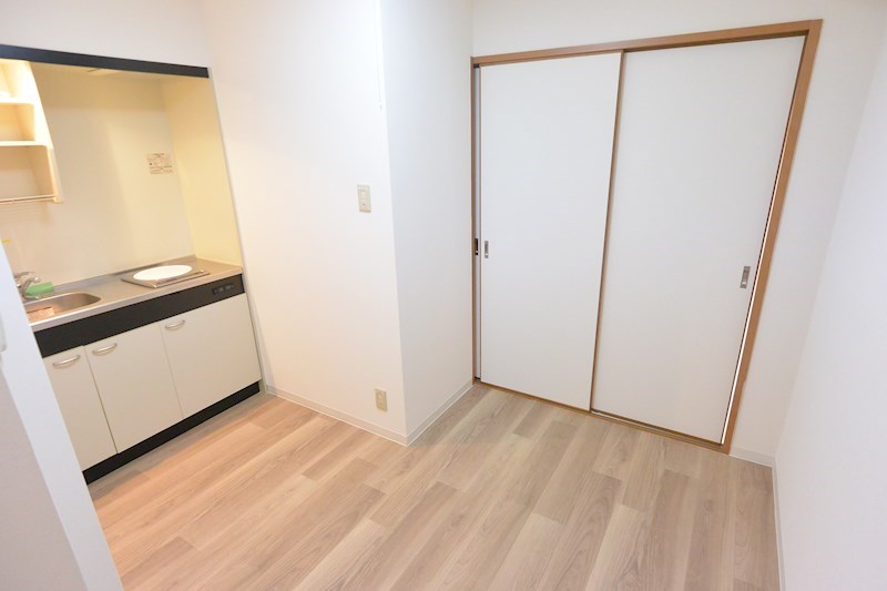 居室・リビング　キッチンスペース