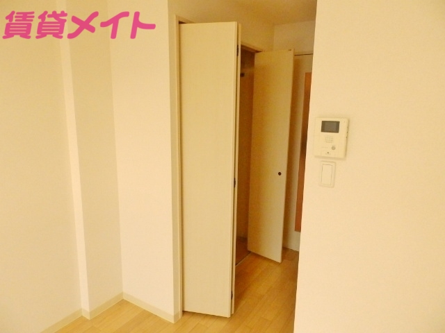 収納　収納同一物件別部屋