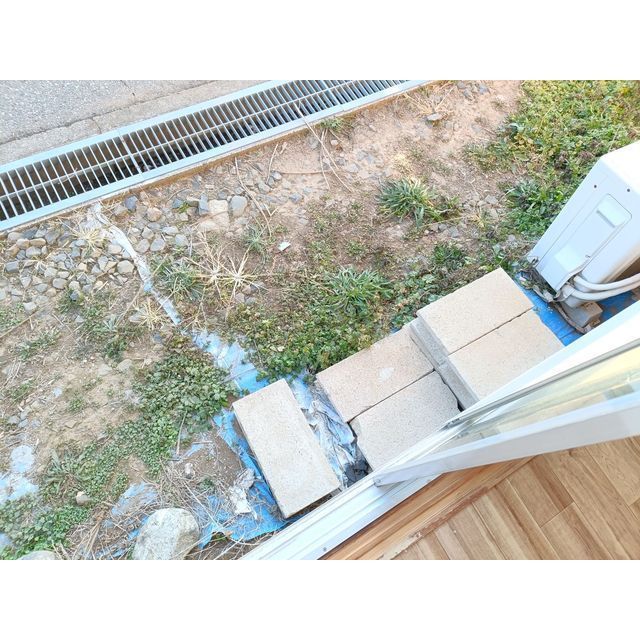 バルコニー　テラス