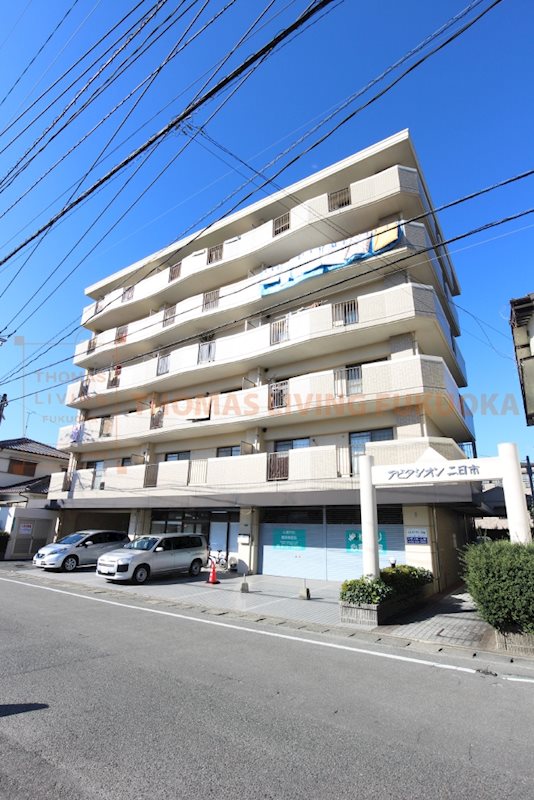 建物外観　JR二日市駅徒歩圏内。