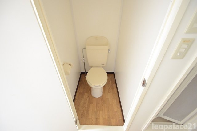 トイレ　設備・使用は号室により異なる為、現況を優先致します。