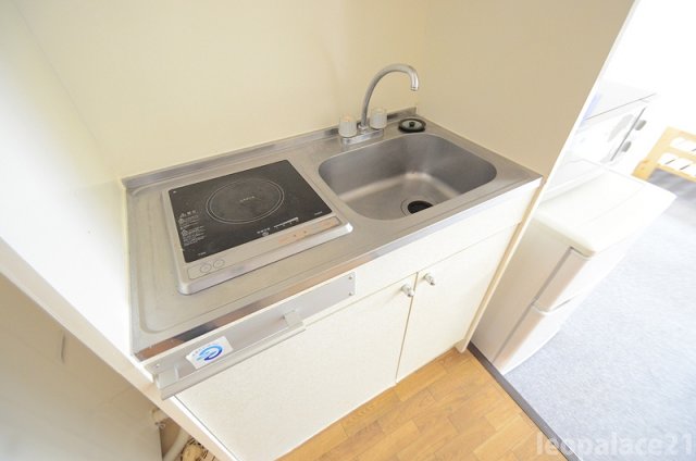 キッチン　設備・使用は号室により異なる為、現況を優先致します。