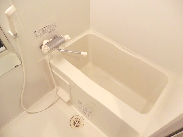 バス・シャワールーム　★バストイレ別・浴室画像です★