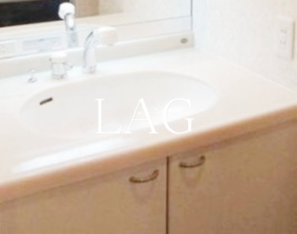 洗面設備　独立洗面台です。