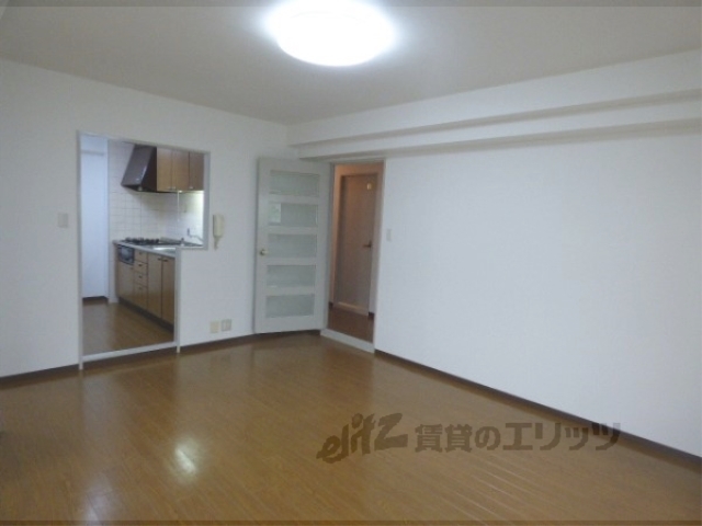 居室・リビング　リビング