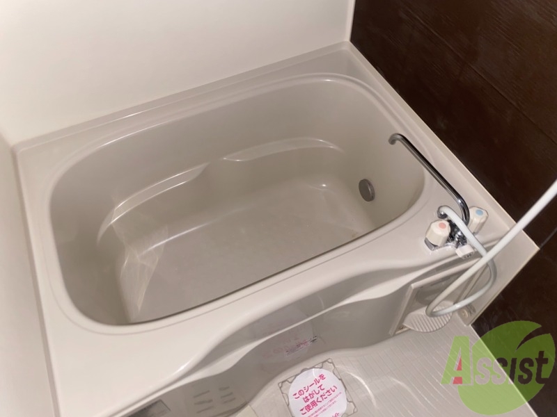 バス・シャワールーム　追い焚き機能付きなので、半身浴も気持ちよくできますね。