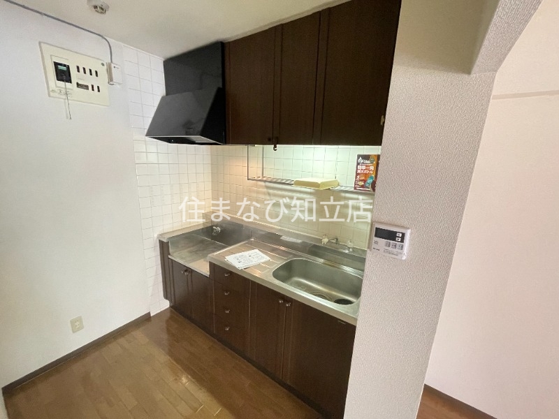 キッチン　別室同型写真