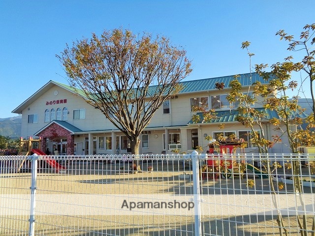 小学校　飯岡小学校（小学校）まで1547m