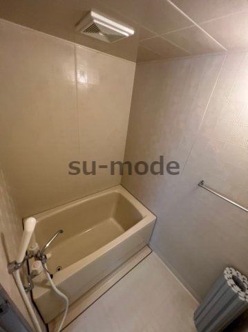 バス・シャワールーム　写真は別部屋