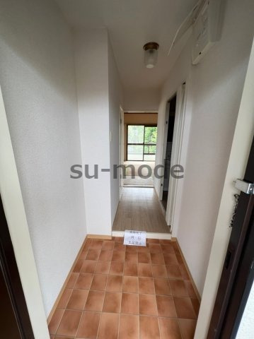 玄関　写真は別部屋