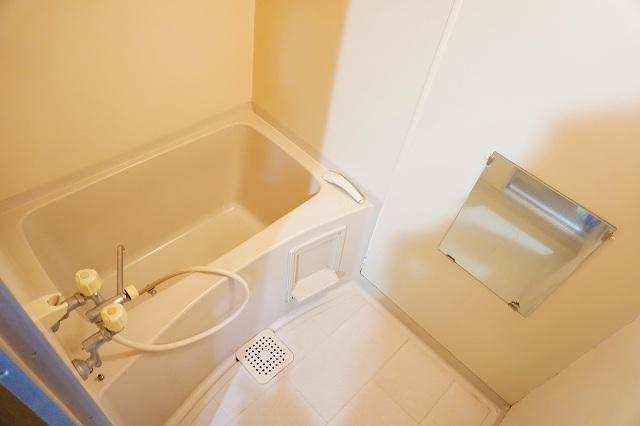 バス・シャワールーム　浴室