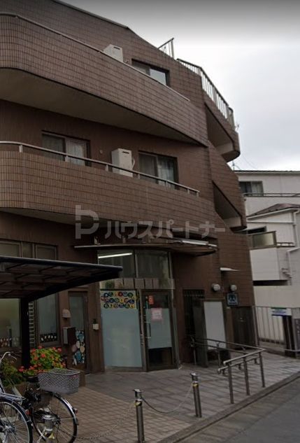 幼稚園・保育園　保育所まぁむ中村橋駅前園（幼稚園・保育園）まで740m