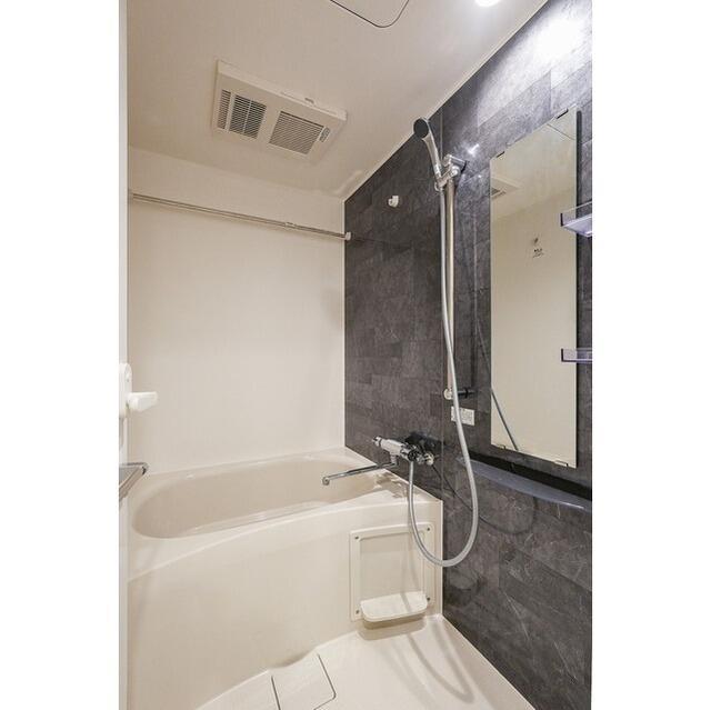 バス・シャワールーム　?