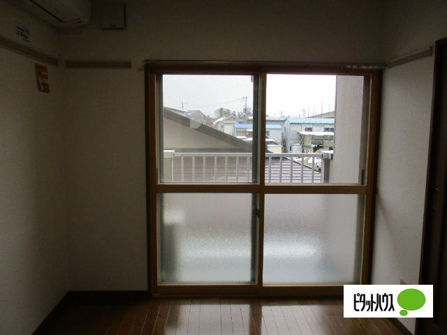 居室・リビング　同タイプ