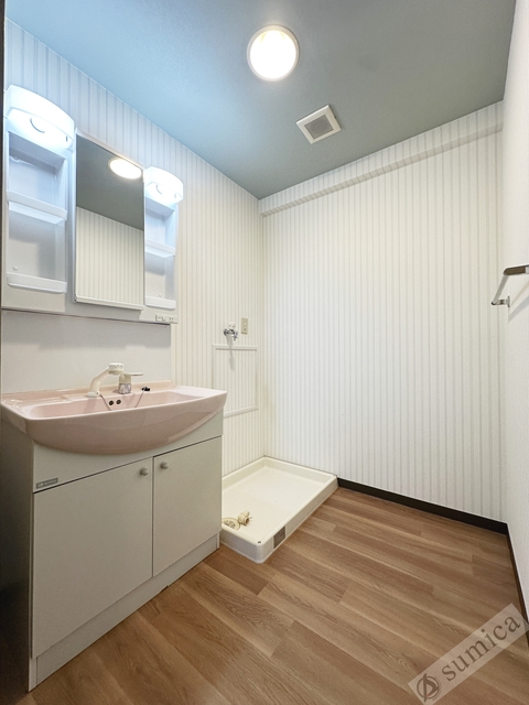 洗面設備　シャンプードレッサー・朝シャンはこちらで♪♪