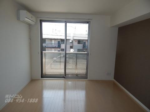 バルコニー　リビングエアコン