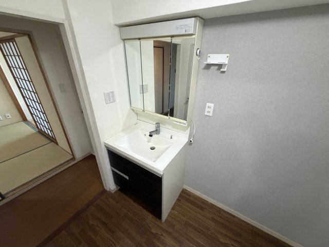 芦屋緑住宅一号棟の内装写真