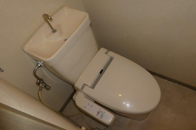 トイレ　ウォシュレット