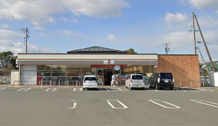 コンビニ　セブンイレブン 袋井方丈店（コンビニ）まで942m