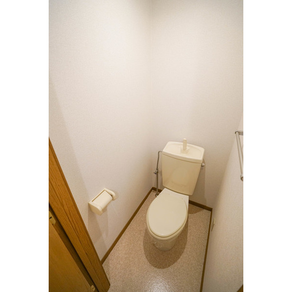 トイレ　同じ建物の別なお部屋