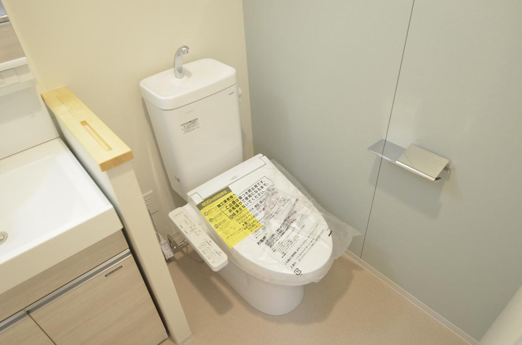 トイレ　シャワー付トイレ