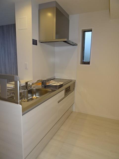 キッチン　イメージ写真（別部屋の写真です）