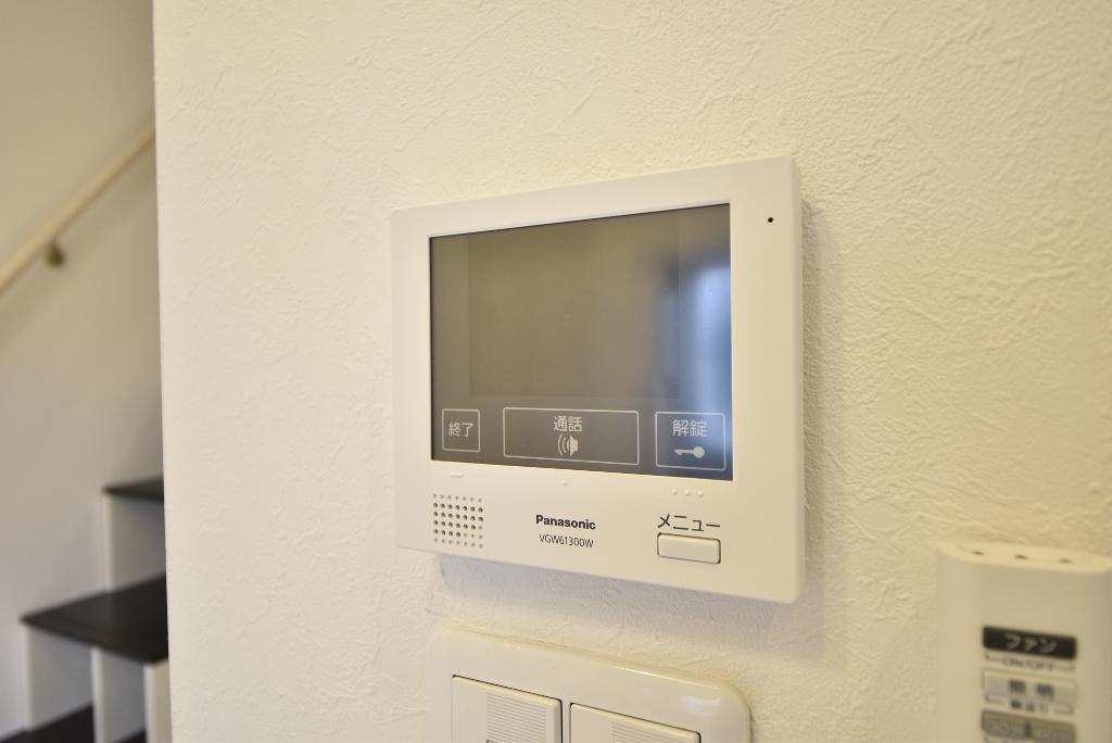 セキュリティ　カメラ付インターホン