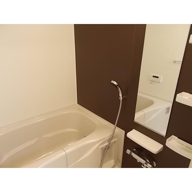 バス・シャワールーム　空気もこもらずいつもクリーンな浴室乾燥機