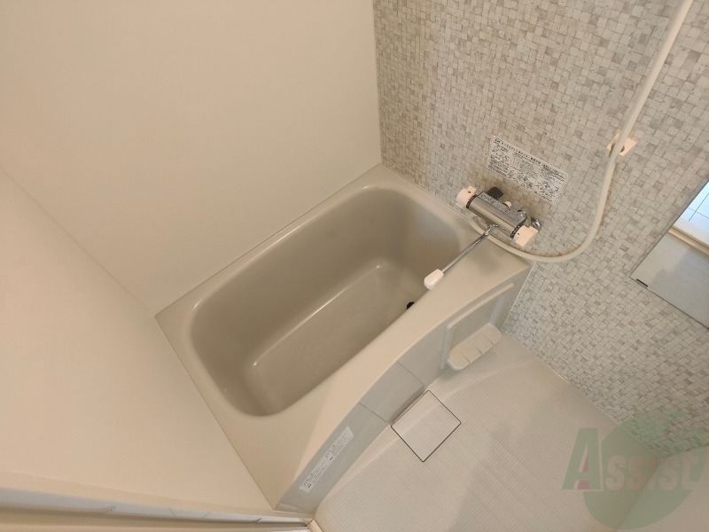 バス・シャワールーム　お風呂です。ゆっくりお風呂につかるのも体に良いですね～