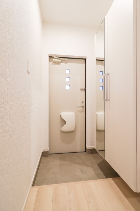 玄関　図面と現状に相違がある場合には現状を優先