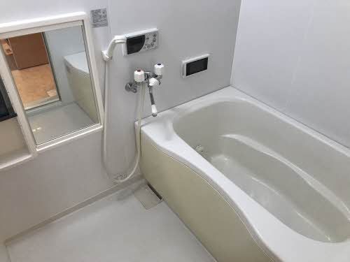 バス・シャワールーム　浴室