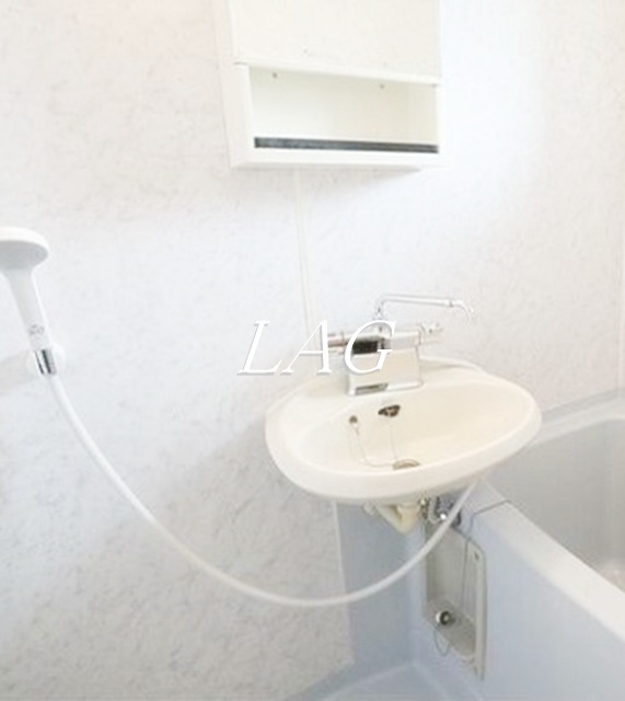 洗面設備　洗面台です。