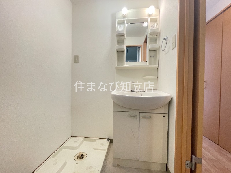 洗面設備　同型タイプ