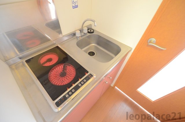 キッチン　備品や設備仕様は号室等により異なります現地をご確認下さい。