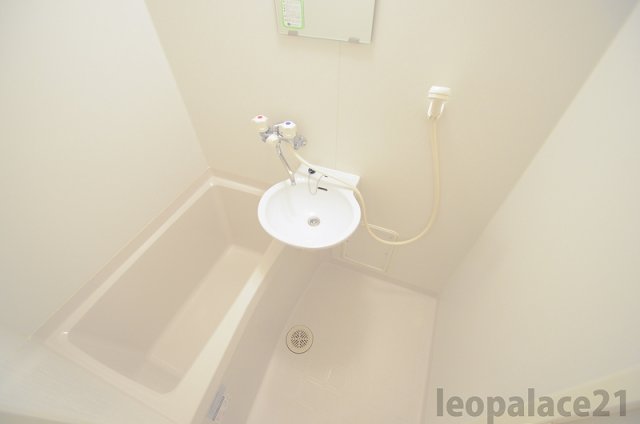 バス・シャワールーム　備品や設備仕様は号室等により異なります現地をご確認下さい。