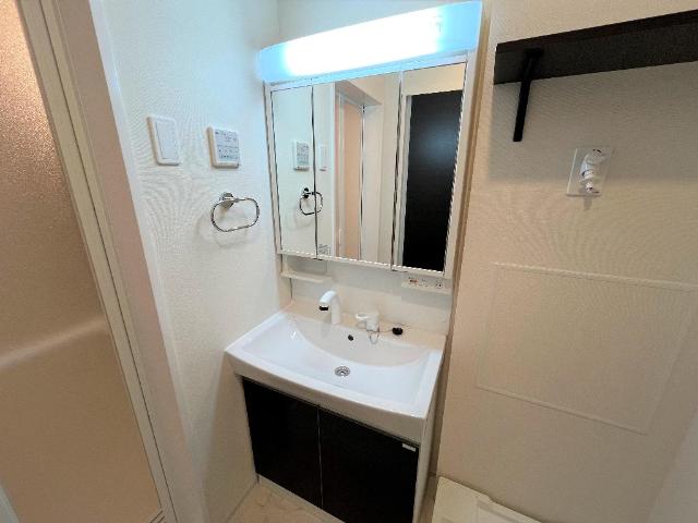 洗面設備　洗髪洗面化粧台（イメージ）