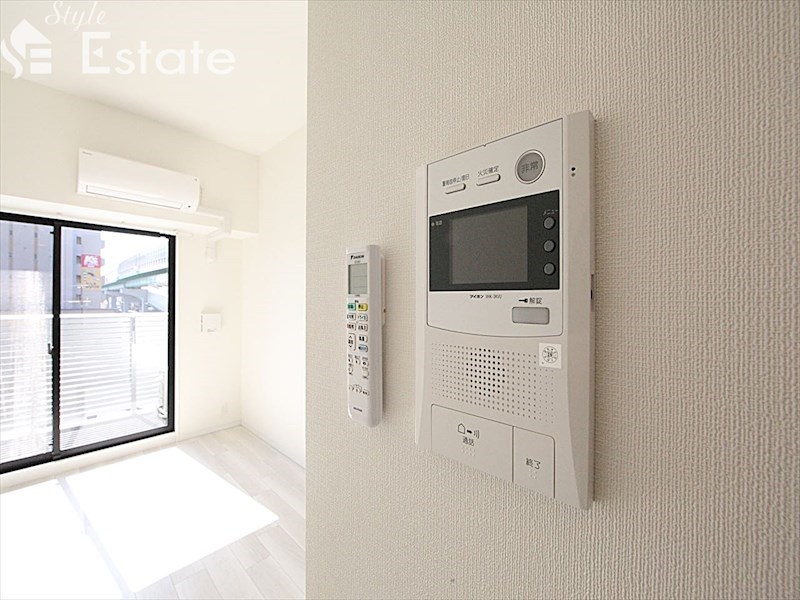 セキュリティ　モニター付きインターホン