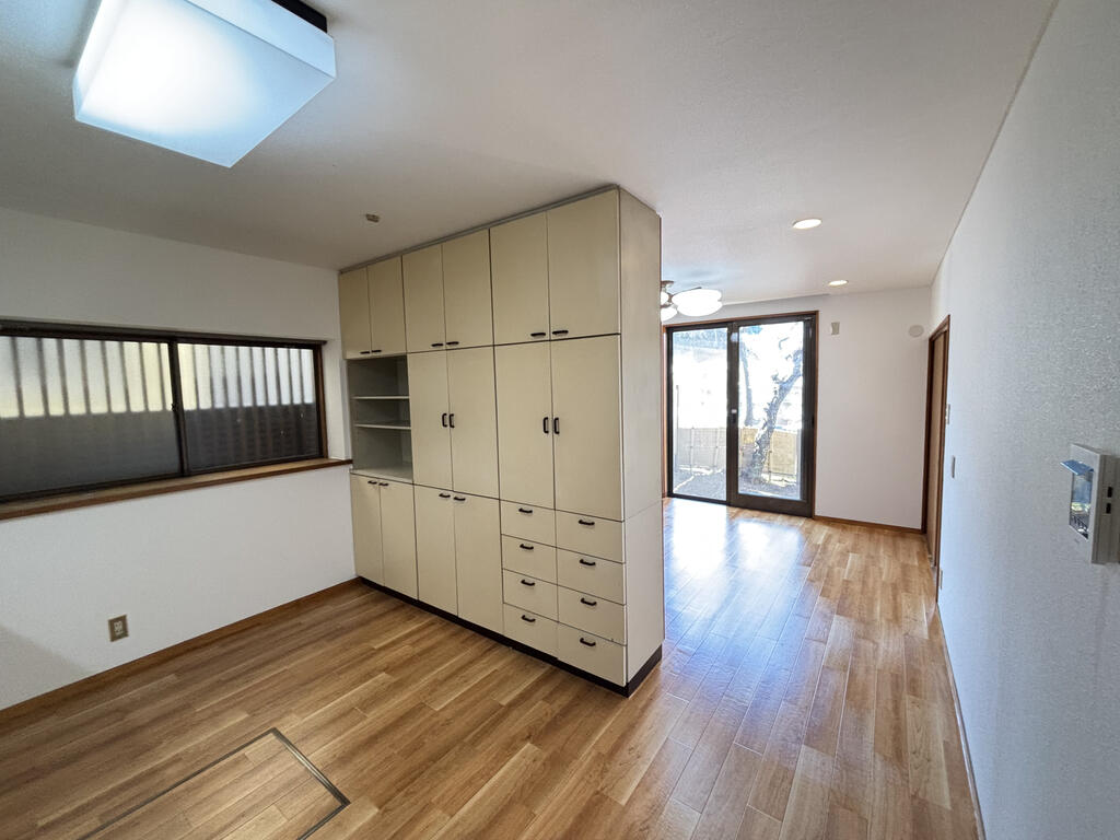 キッチン　内装リフォーム済♪