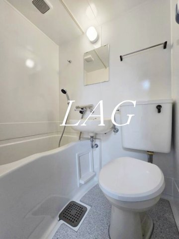 バス・シャワールーム　お風呂です。