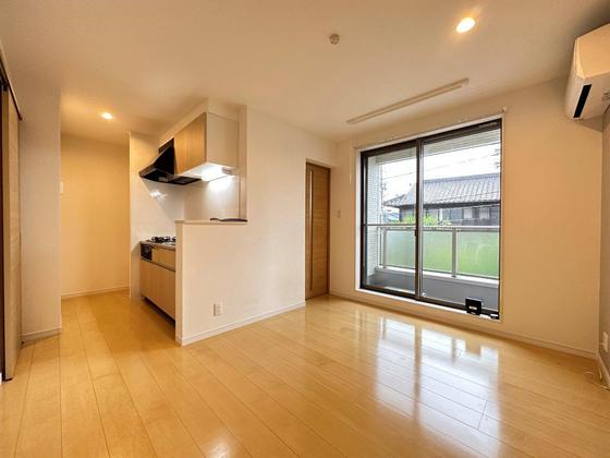 居室・リビング　※別部屋の写真です