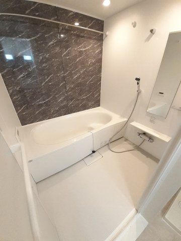 バス・シャワールーム　【センターロードVI】コンパクトで使いやすいお風呂です