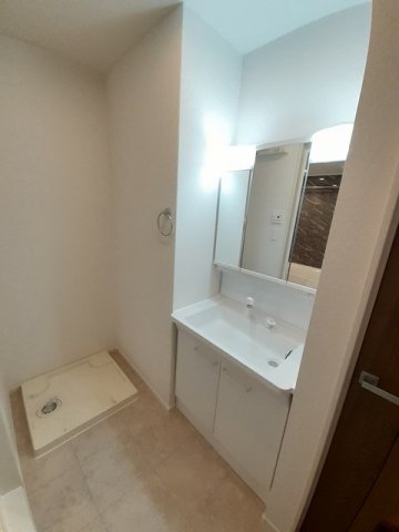 洗面設備　【センターロードVI】使いやすい洗面所です