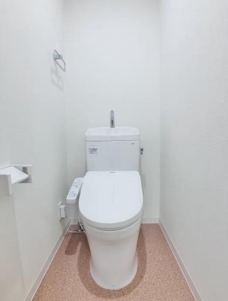 トイレ　シンプルなトイレ！
