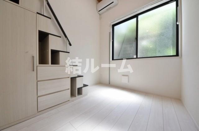 居室・リビング　別号室参考写真